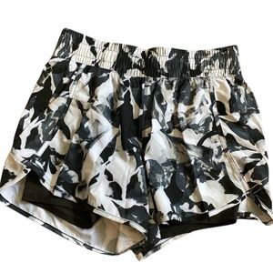 Avia Athletic Shorts Medium Floral Black White
